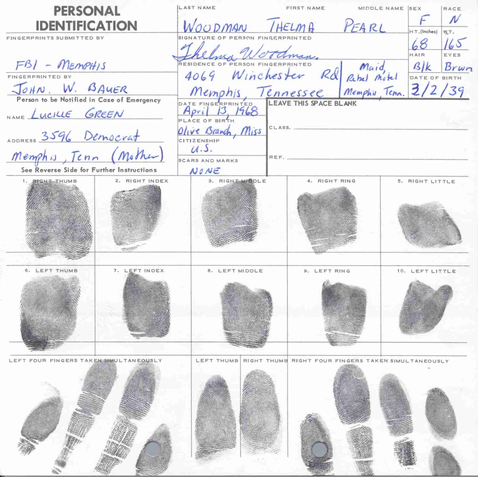 thelma p woodman fingerprint card.jpg